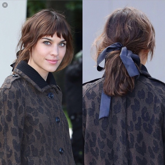 TWILLY SKINNY SILK SCARVES l Silk BAG WRAP l Silk Tie Scarf - Picture 3 of 4